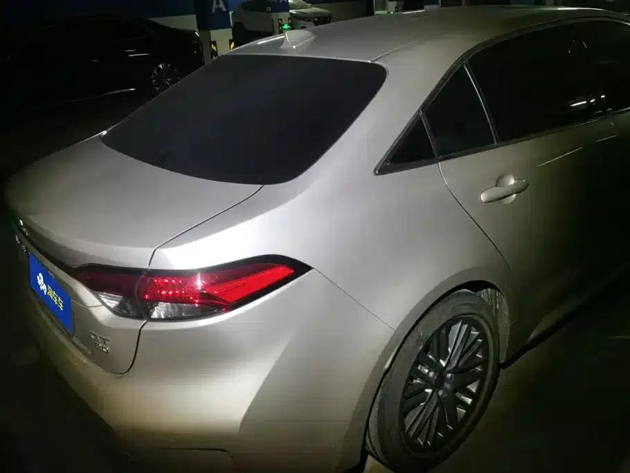 2023 Geely Lingshang 2.0L Luxury Edition — миниатюра 3