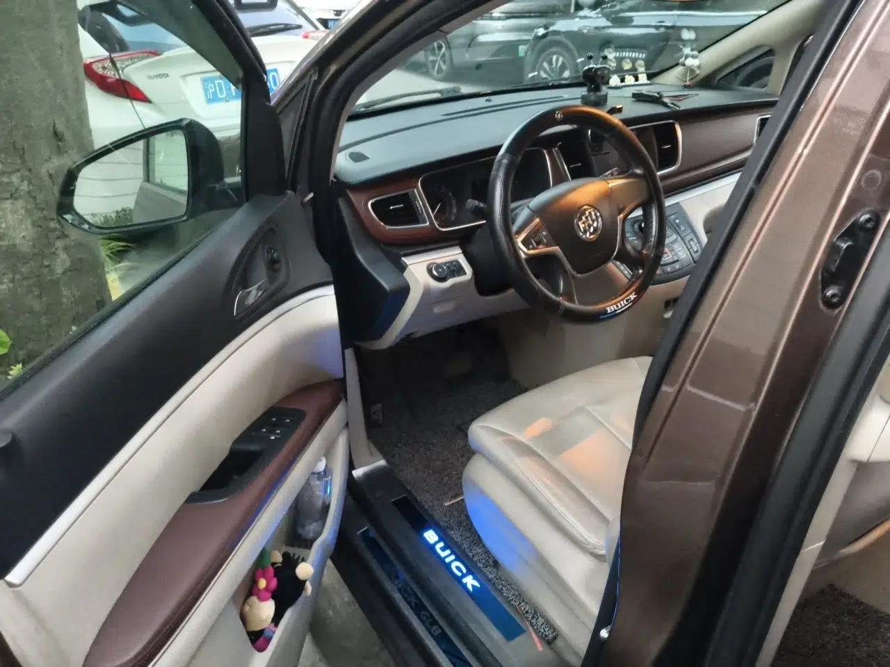 Buick GL8 2018 28T Comfort Model China VI Standard — миниатюра 16