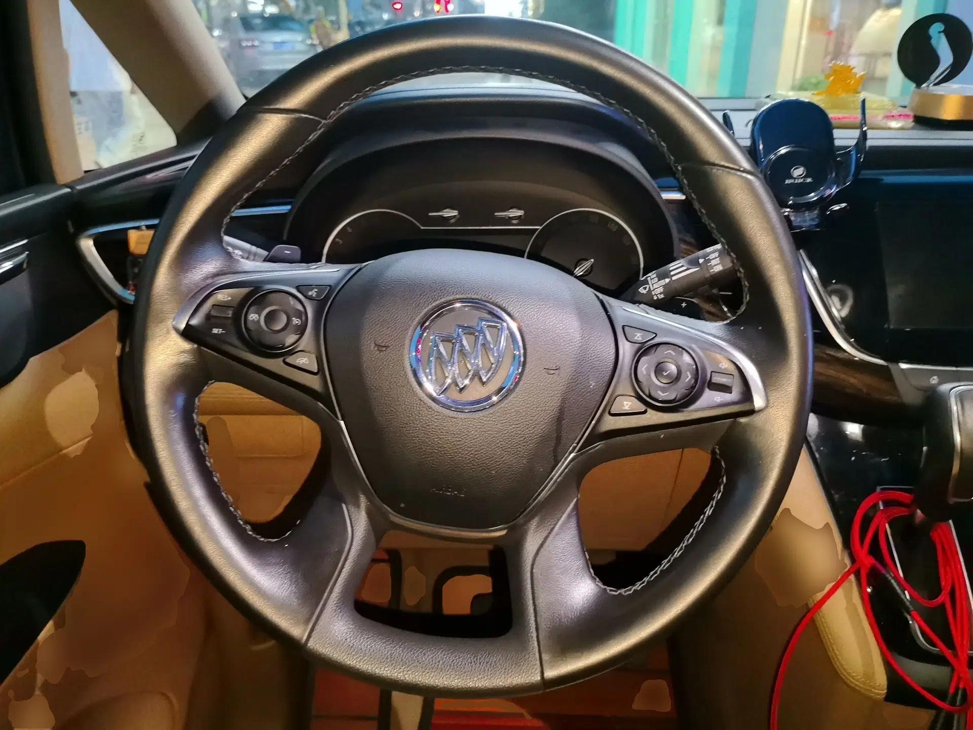 Buick GL8 2017 ES 28T Luxury Model China V Standard — миниатюра 10