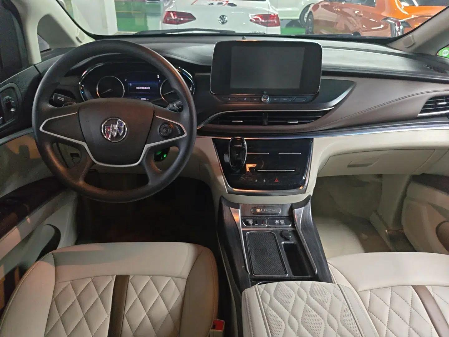 Buick GL8 2021 Land Cruiser Executive Class 652T Comfort Model — миниатюра 12