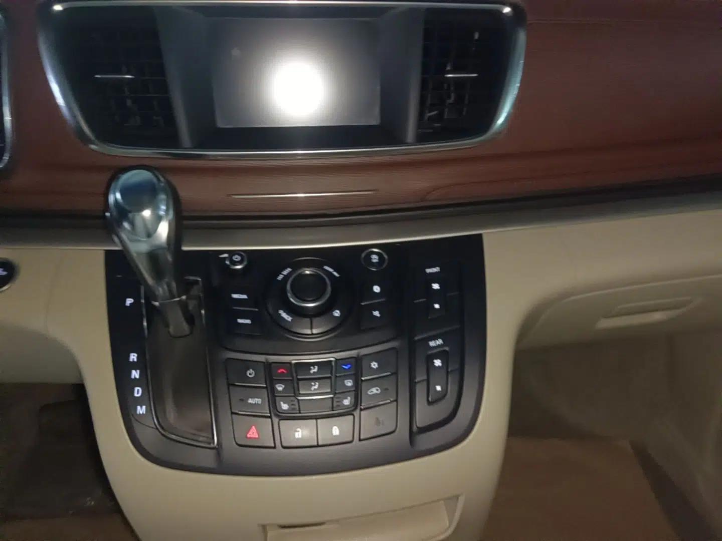 Buick GL8 2018 28T Prestige Version China VI Standard — миниатюра 15