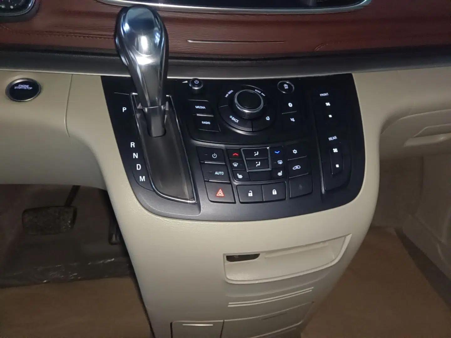Buick GL8 2018 28T Prestige Version China VI Standard — миниатюра 16