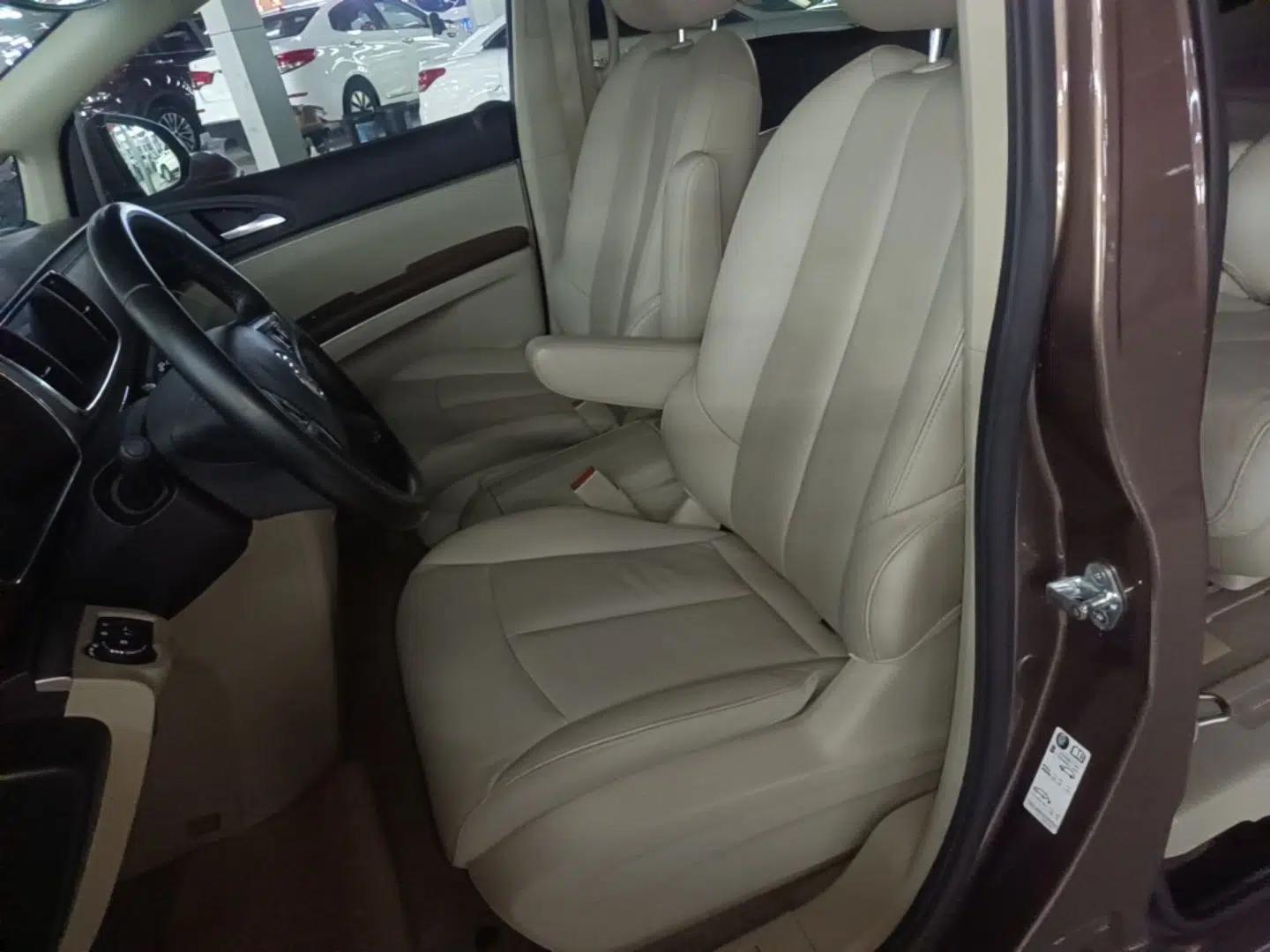 Buick GL8 2018 28T Prestige Version China VI Standard — миниатюра 17