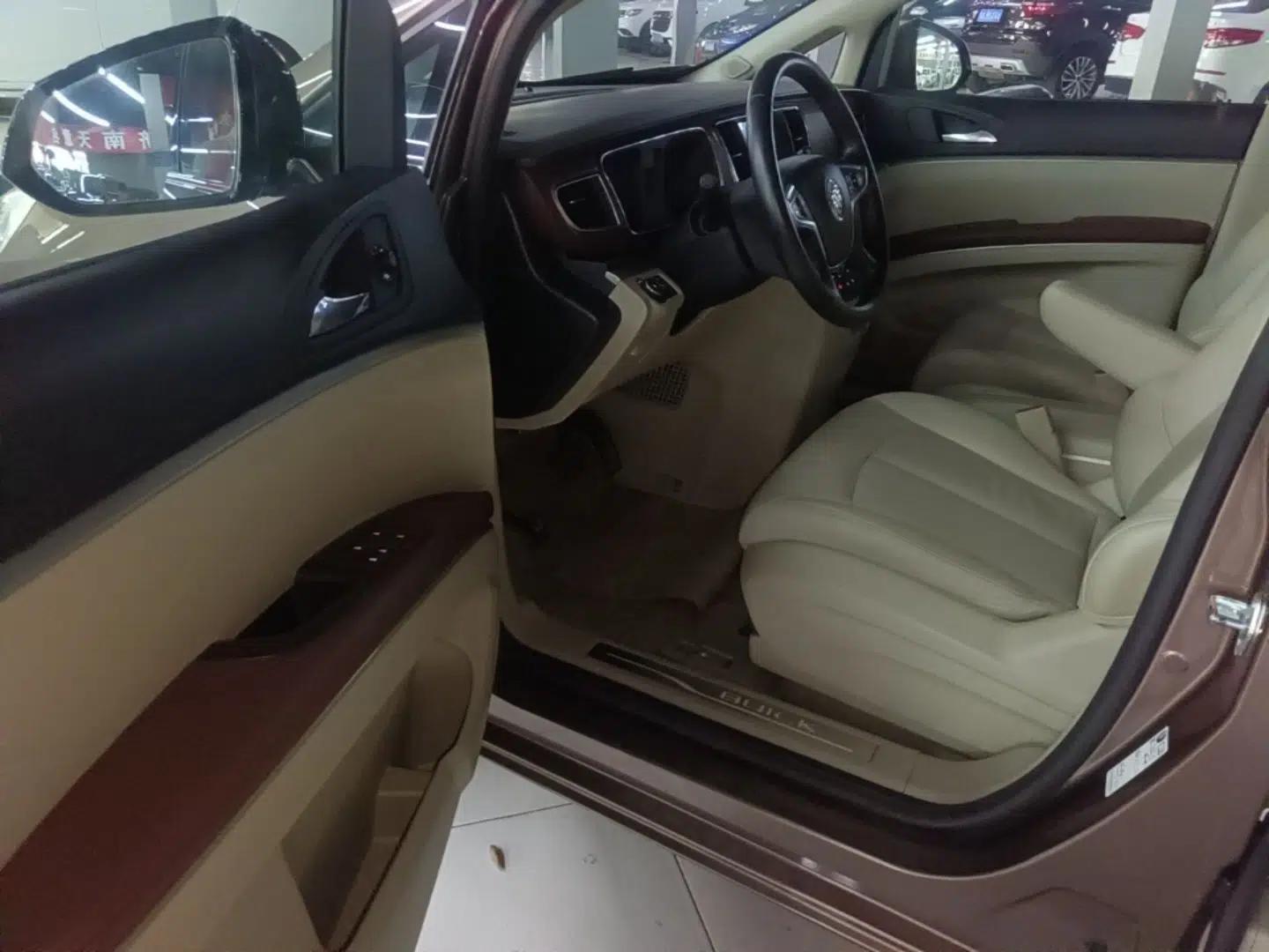 Buick GL8 2018 28T Prestige Version China VI Standard — миниатюра 18