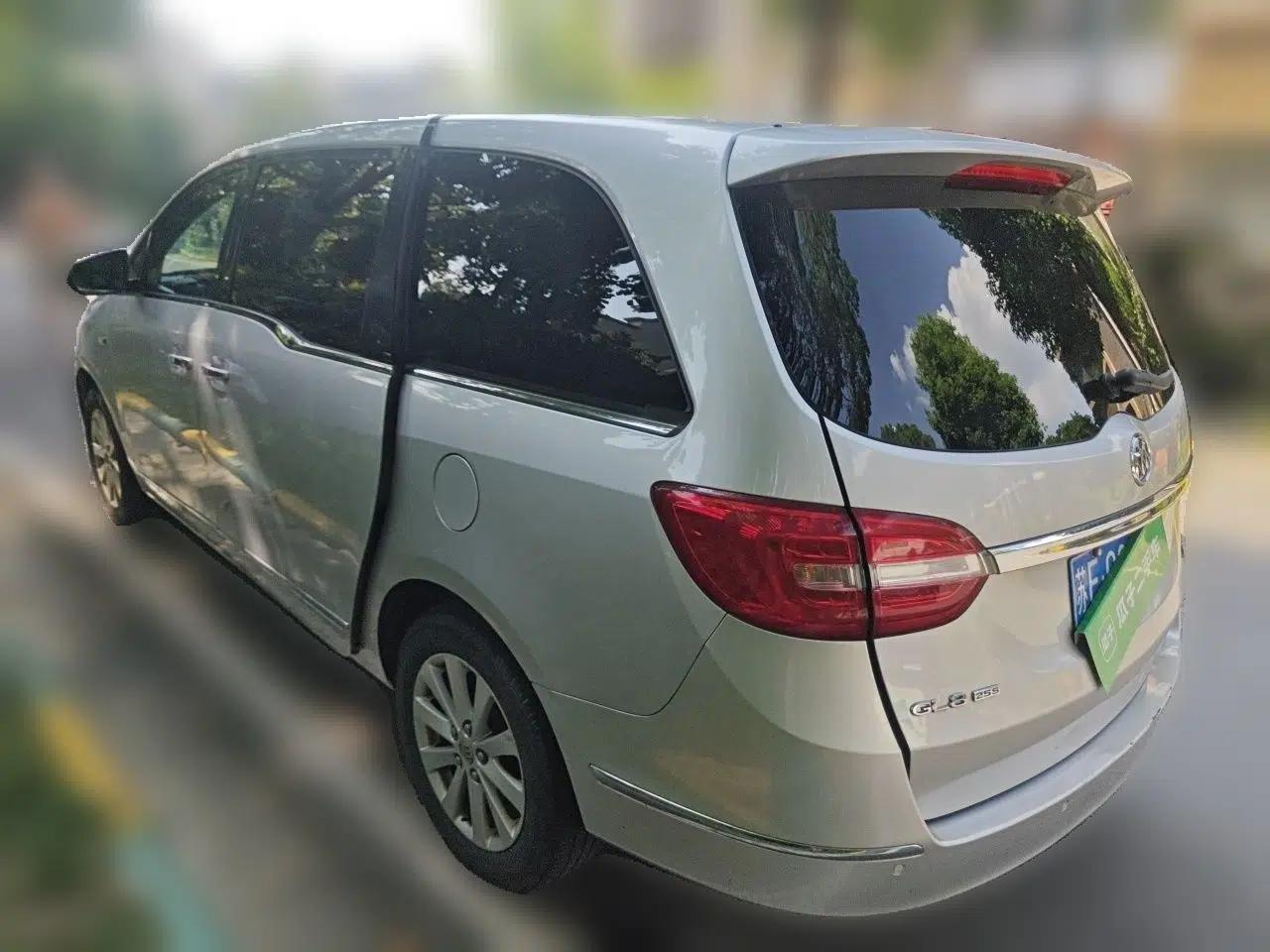 Buick GL8 2017 25S Prestige Version China V Standard — миниатюра 4