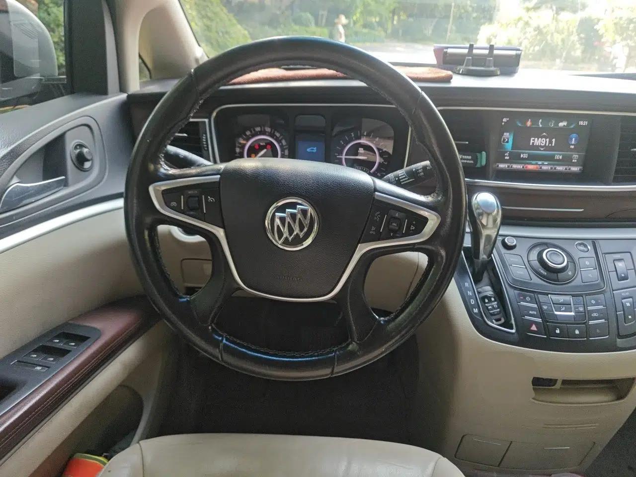 Buick GL8 2017 25S Prestige Version China V Standard — миниатюра 10