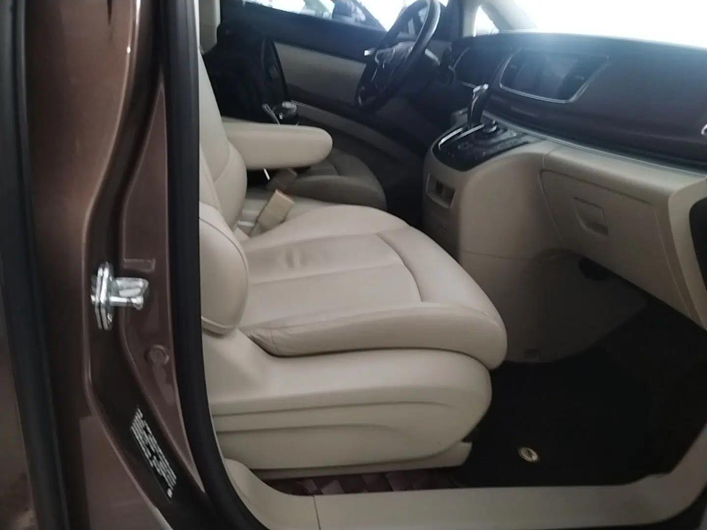 Buick GL8 2018 28T Luxury Model China VI Standard — миниатюра 19