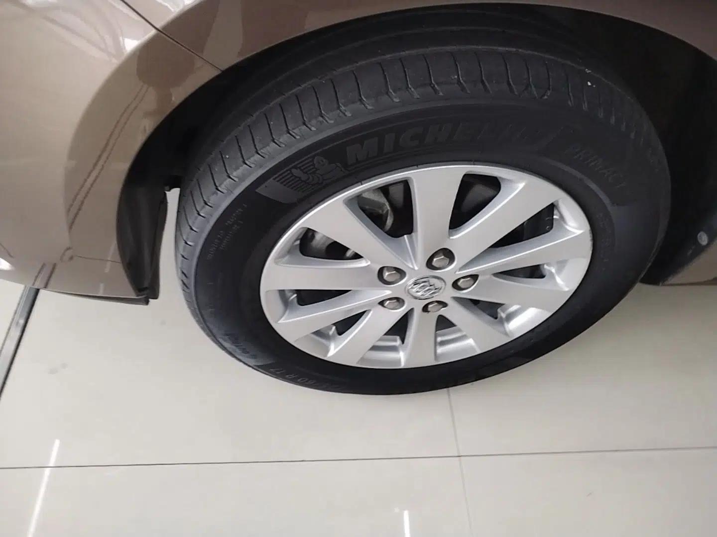 Buick GL8 2018 28T Luxury Model China VI Standard — миниатюра 10