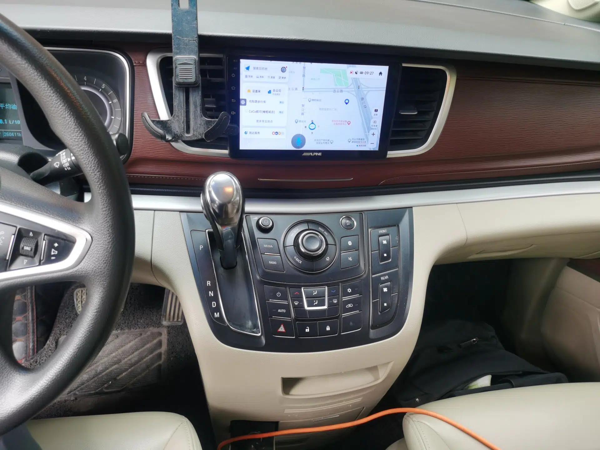 Buick GL8 2018 28T Comfort Model China VI Standard — миниатюра 13