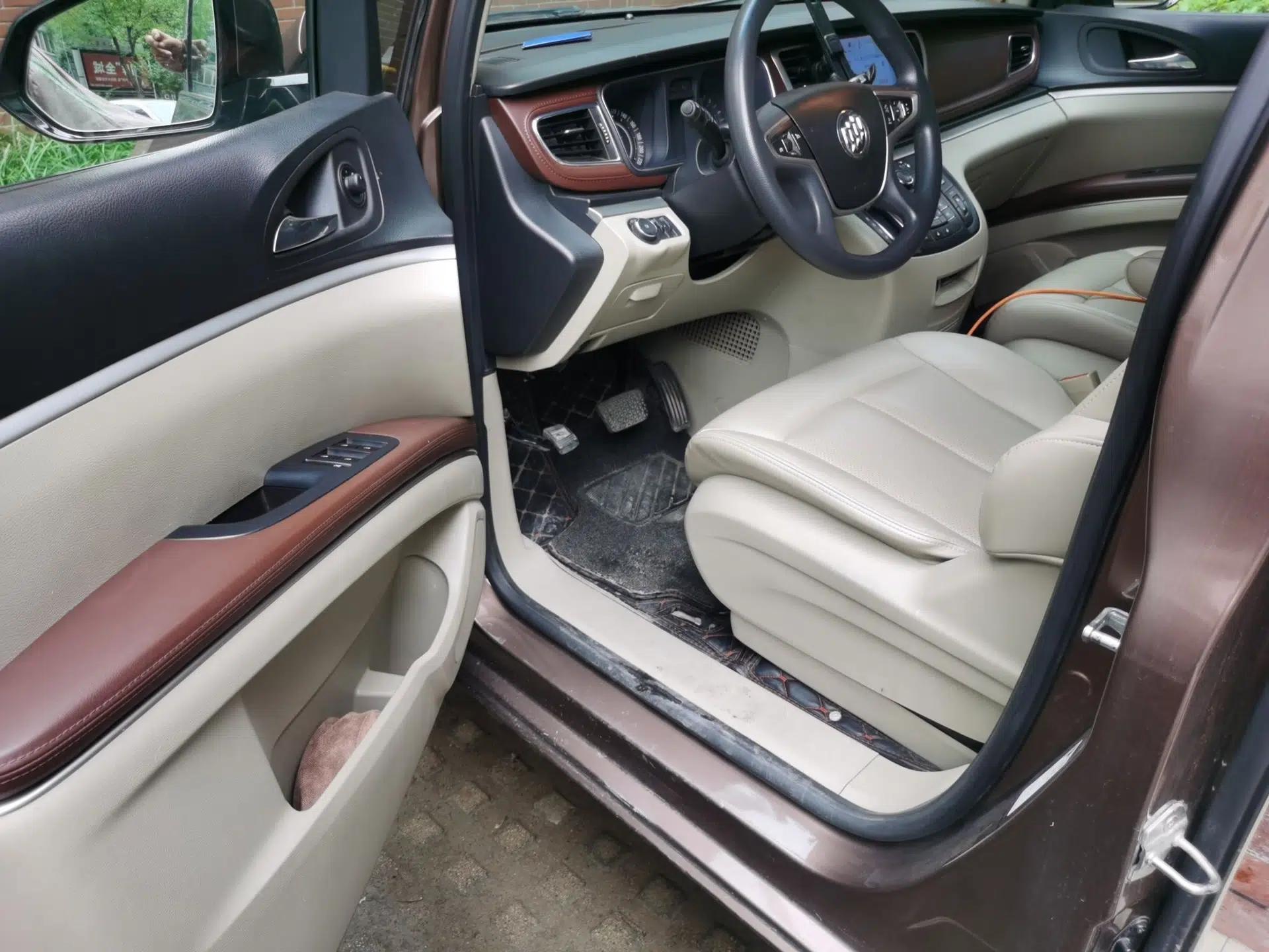Buick GL8 2018 28T Comfort Model China VI Standard — миниатюра 16