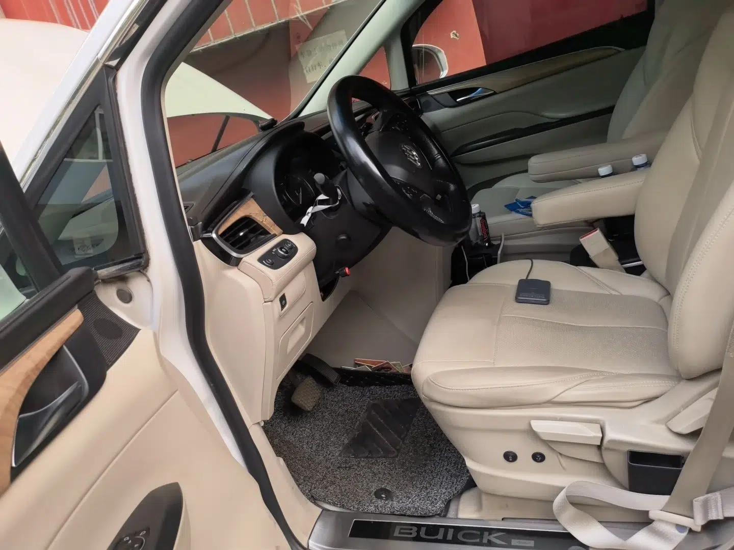 Buick GL8 2017 ES 28T Comfort Model China V Standard — миниатюра 15