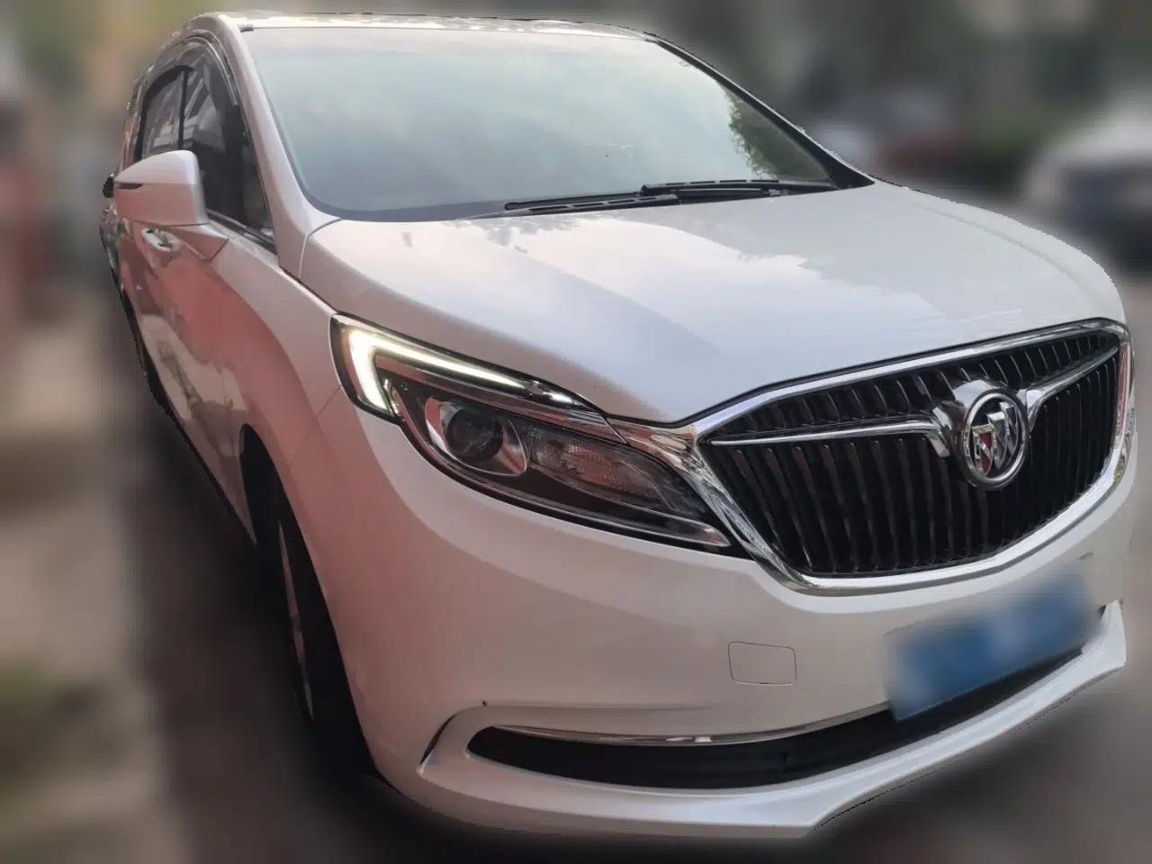 Buick GL8 2017 ES 28T Comfort Model China V Standard — миниатюра 3