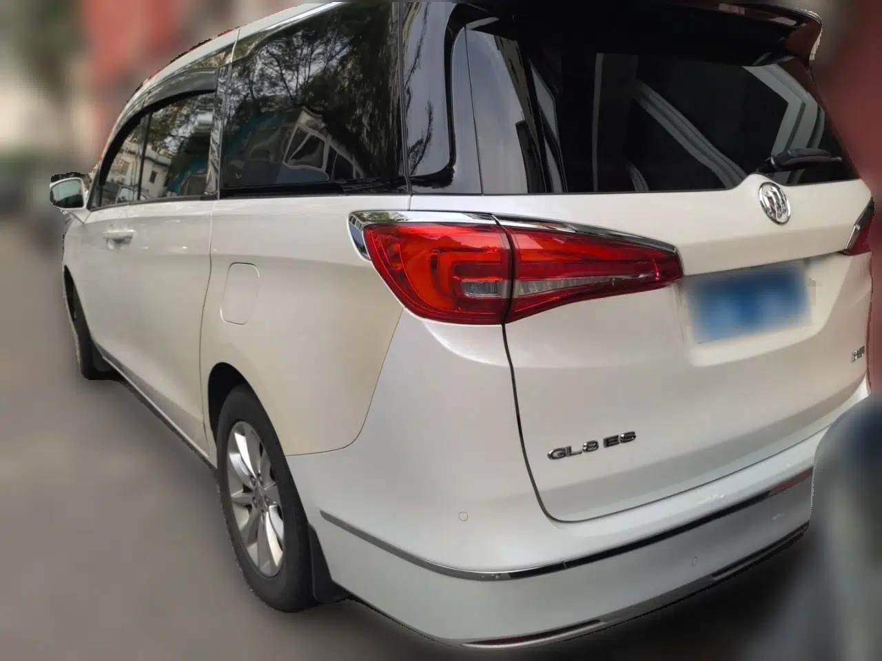 Buick GL8 2017 ES 28T Comfort Model China V Standard — миниатюра 4