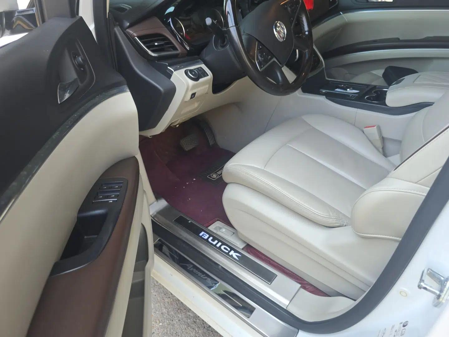 Buick GL8 2020 Land Business Class 652T Premium Model — миниатюра 16