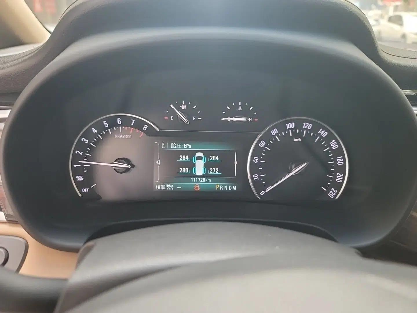 Buick GL8 2017 ES 28T Flagship Model China V Standard — миниатюра 11