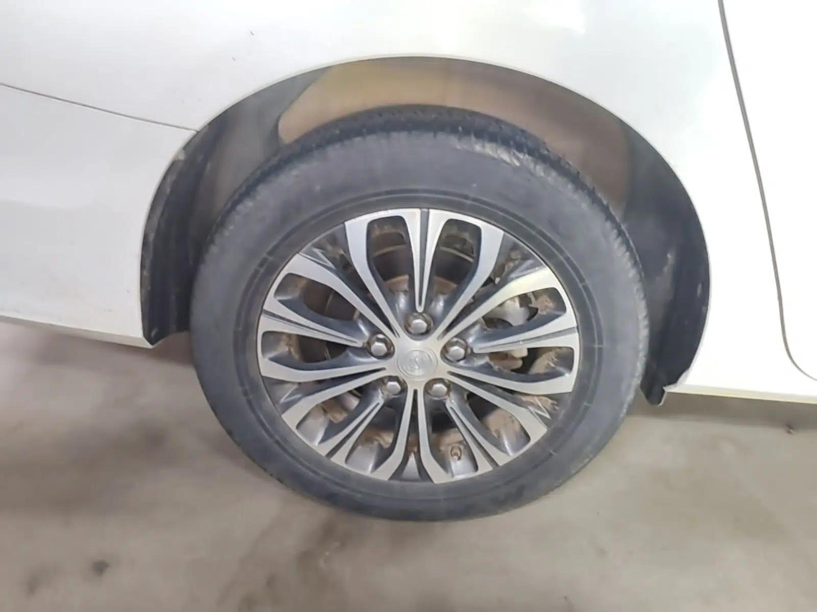 Buick GL8 2022 Land Cruiser Executive Class 652T Comfort Model — миниатюра 11