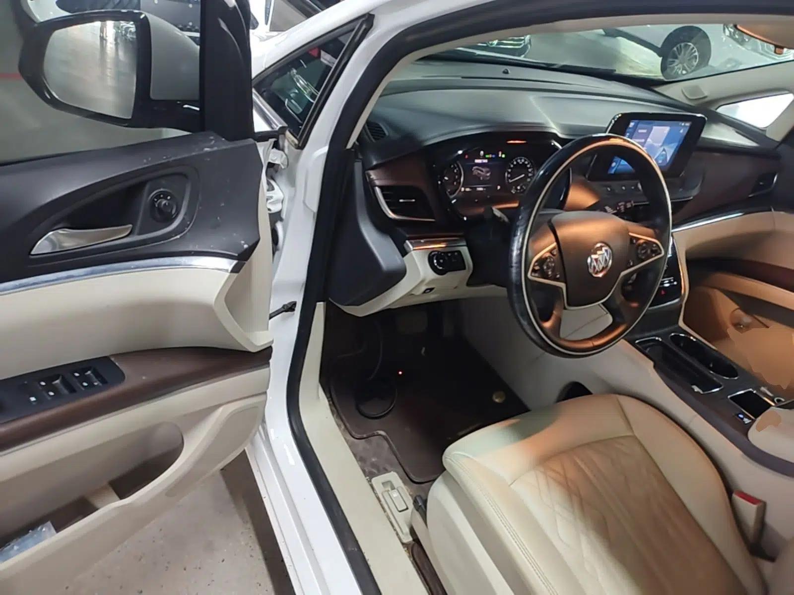 Buick GL8 2022 Land Cruiser Executive Class 652T Comfort Model — миниатюра 18