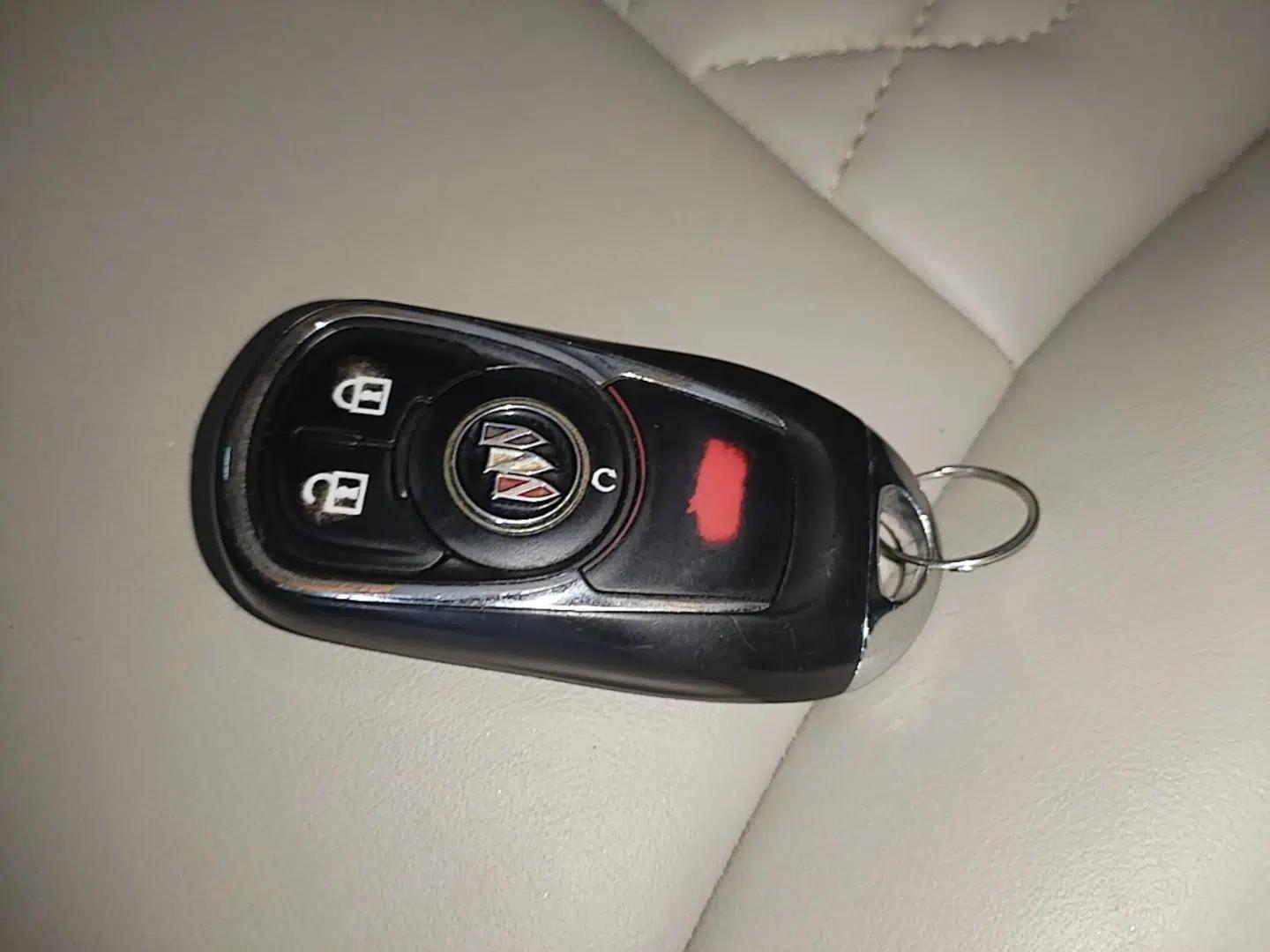Buick GL8 2021 Land Cruiser Executive Class 652T Comfort Model — миниатюра 28