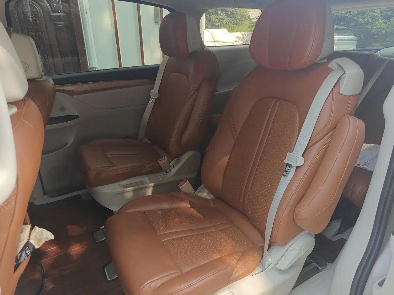 Buick GL8 2017 ES 28T Comfort Model China V Standard — миниатюра 17