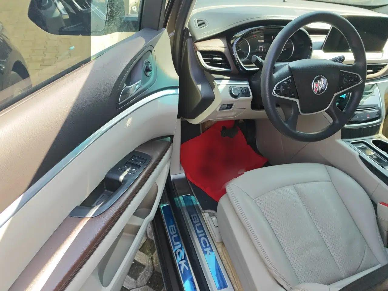 Buick GL8 2023 Land Executive Class Smart Enjoyment Model — миниатюра 16