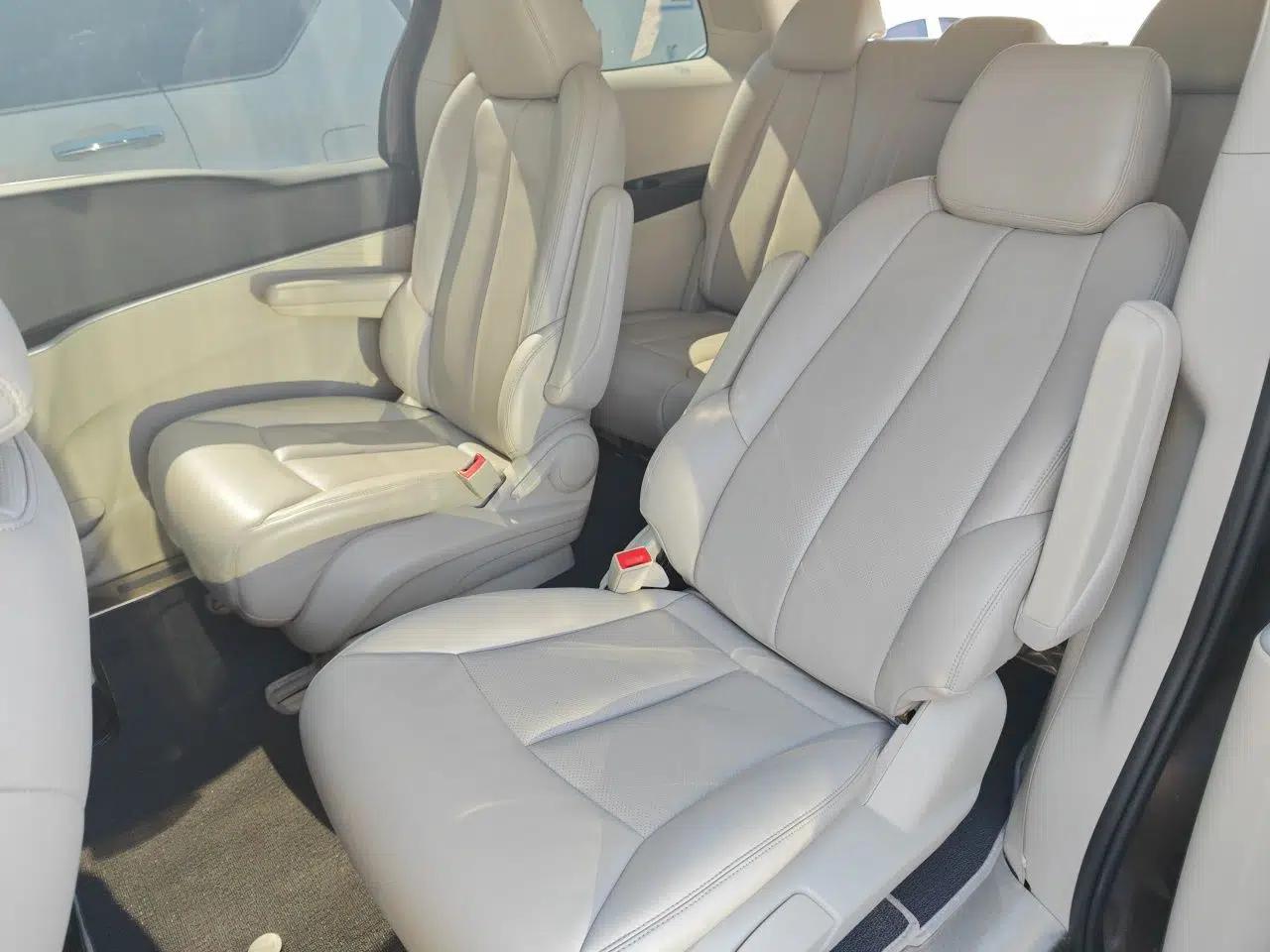 Buick GL8 2023 Land Executive Class Smart Enjoyment Model — миниатюра 17