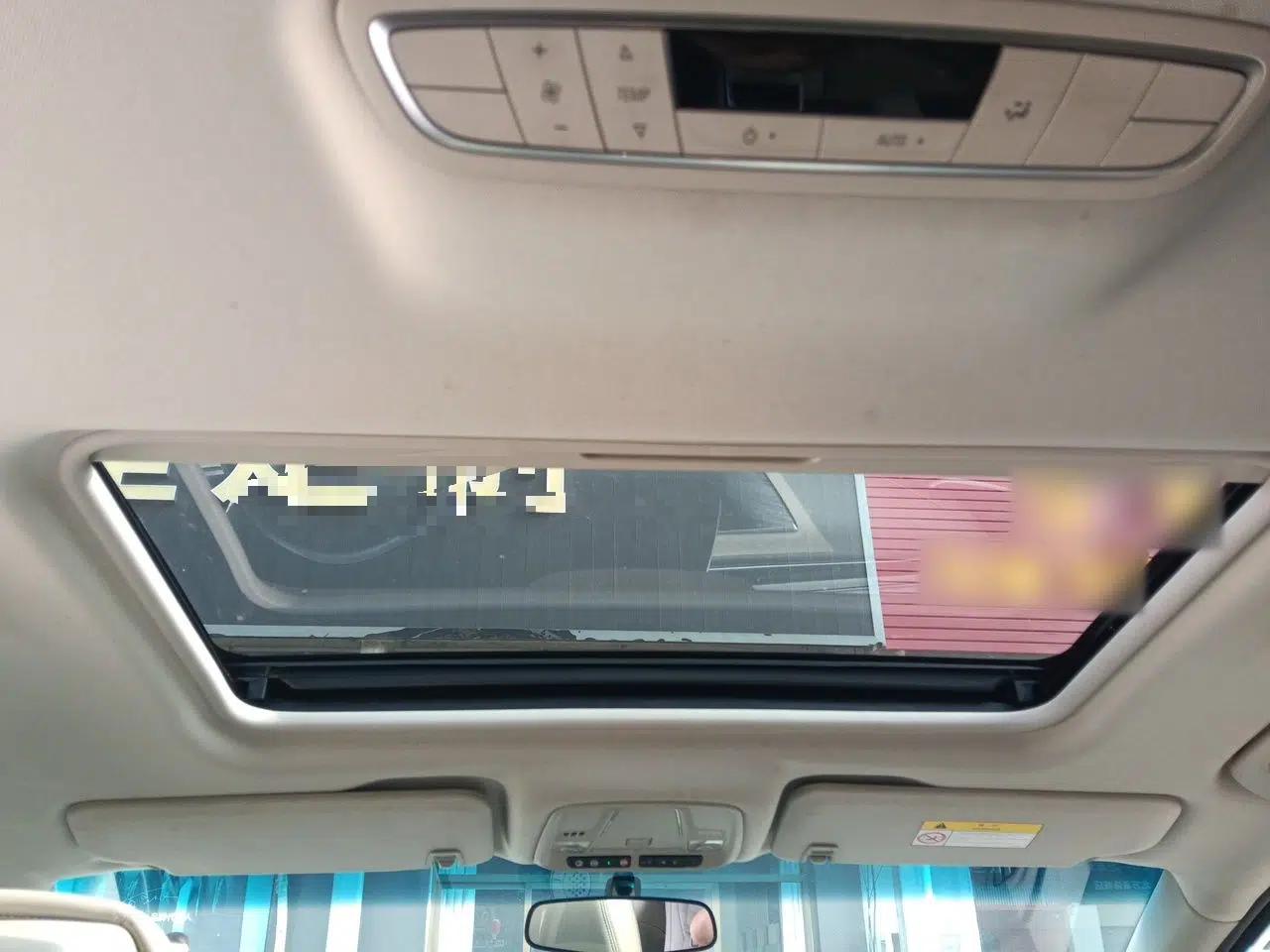 Buick GL8 2020 ES Land Cruiser 653T Comfort Edition — миниатюра 18