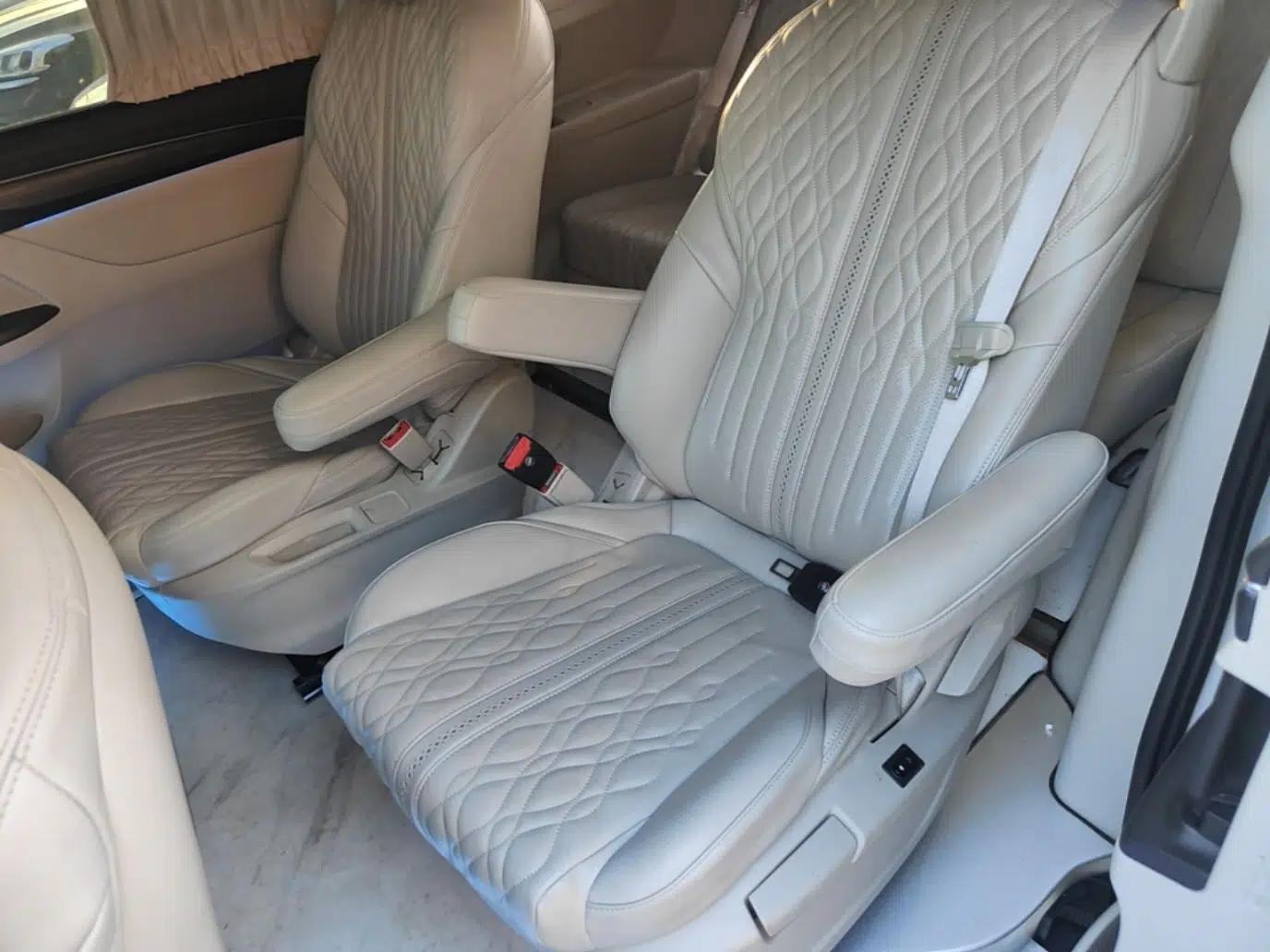 Buick GL8 2023 ES Lu Zun Comfort Model — миниатюра 20