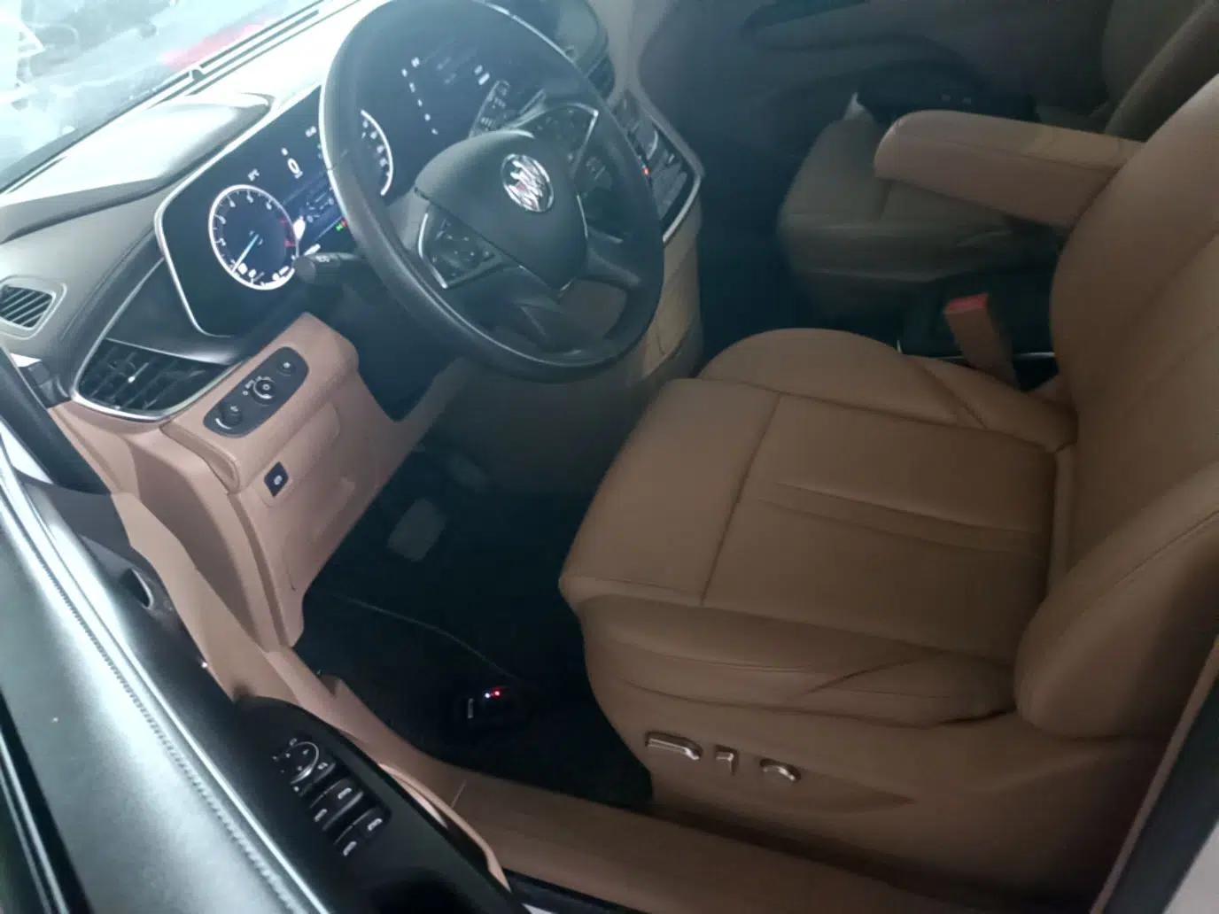 Buick GL8 2021 ES Land Cruiser 653T Luxury Edition — миниатюра 17