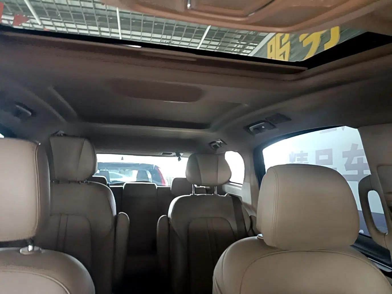 Buick GL8 2021 ES Land Cruiser 653T Luxury Edition — миниатюра 21