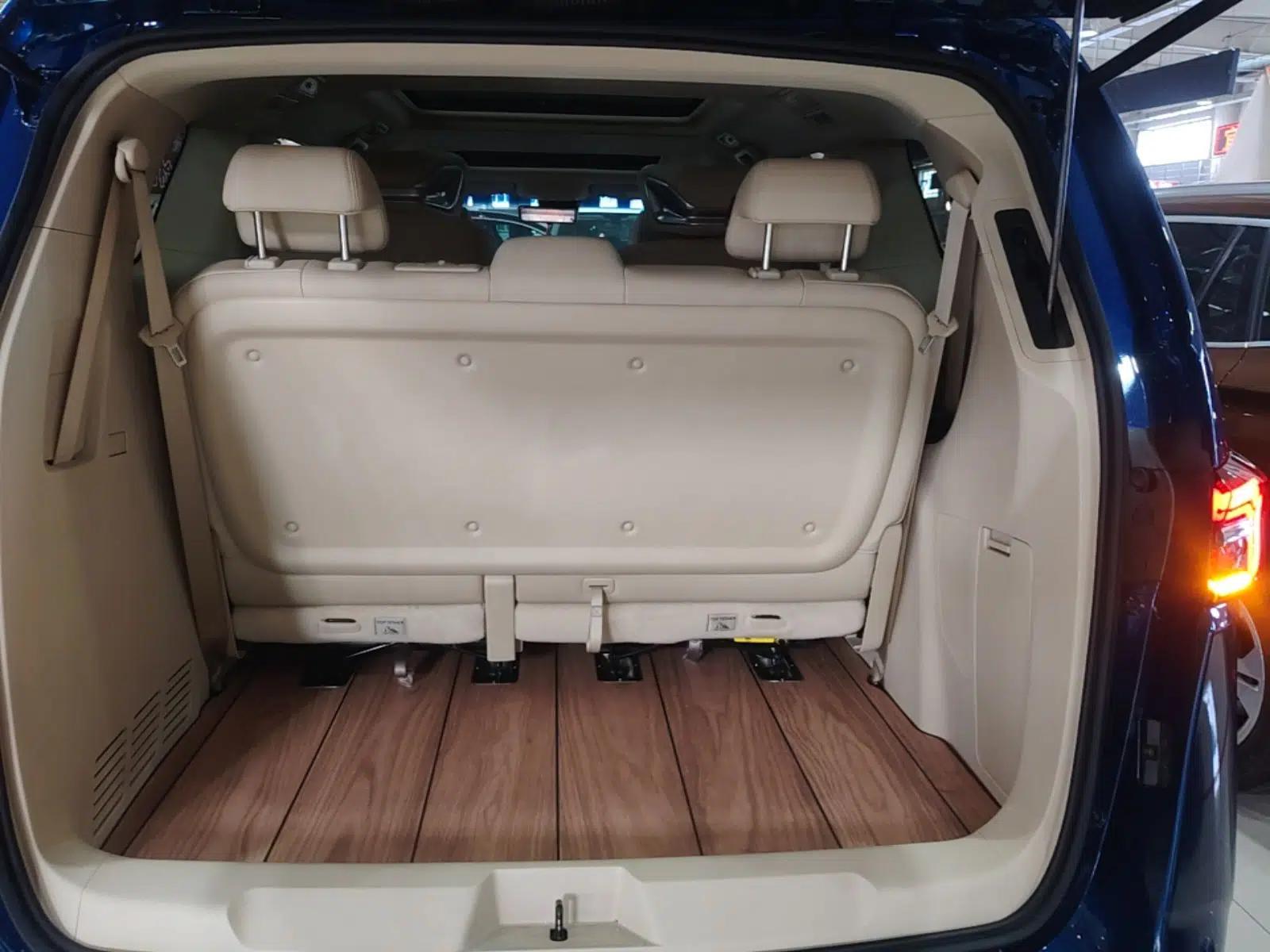 Buick GL8 2023 Land Business Class Smart Deluxe Model — миниатюра 22