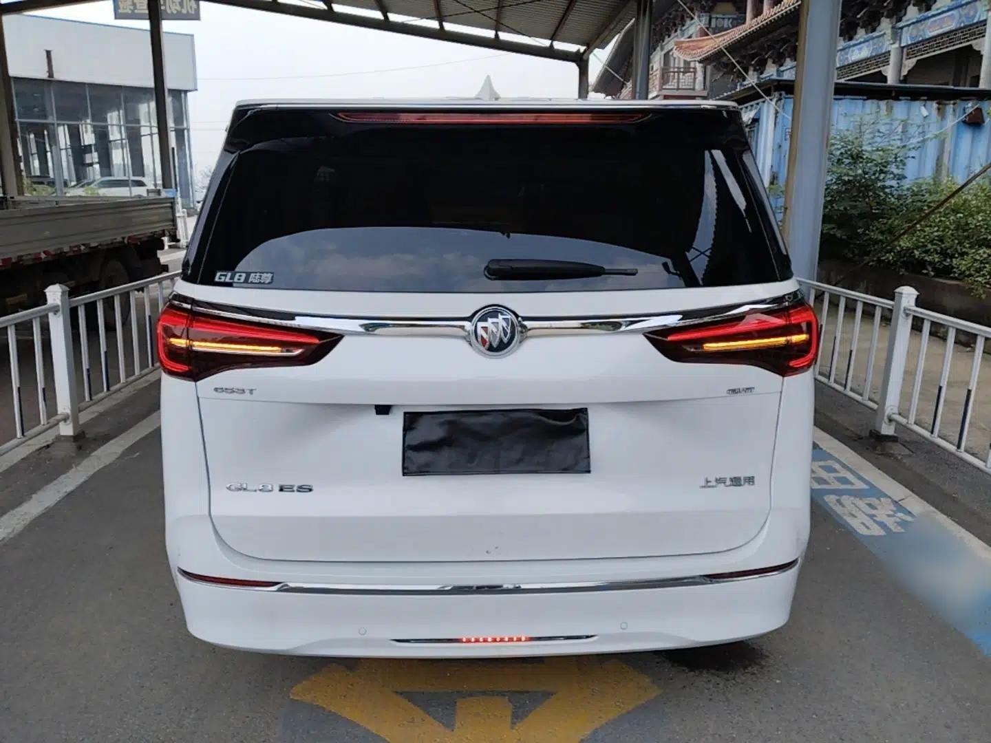 Buick GL8 2021 ES Landtrek 653T Comfort Edition — миниатюра 5