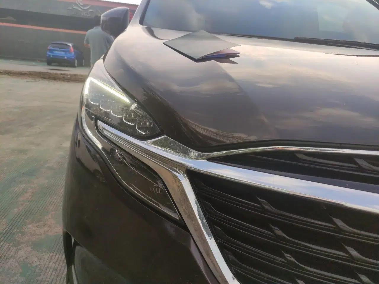 Buick GL8 2021 ES Land Cruiser 653T Luxury Edition — миниатюра 7