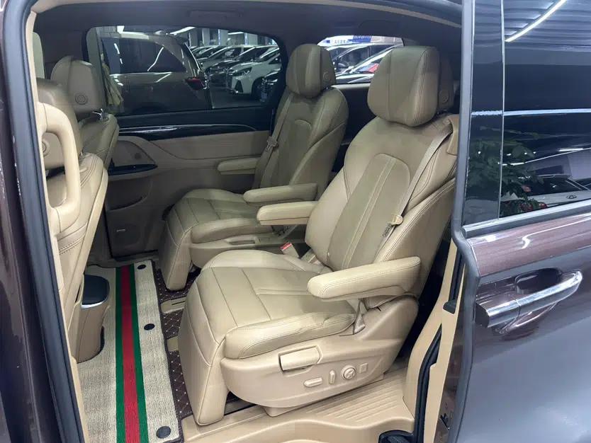 Buick GL8 2017 ES 28T Flagship Model China V Standard — миниатюра 13