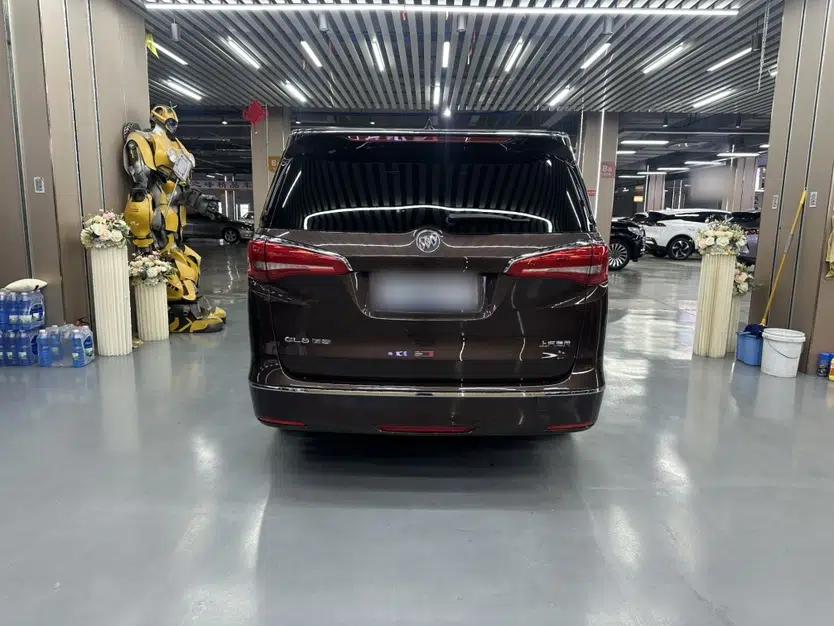 Buick GL8 2017 ES 28T Flagship Model China V Standard — миниатюра 4