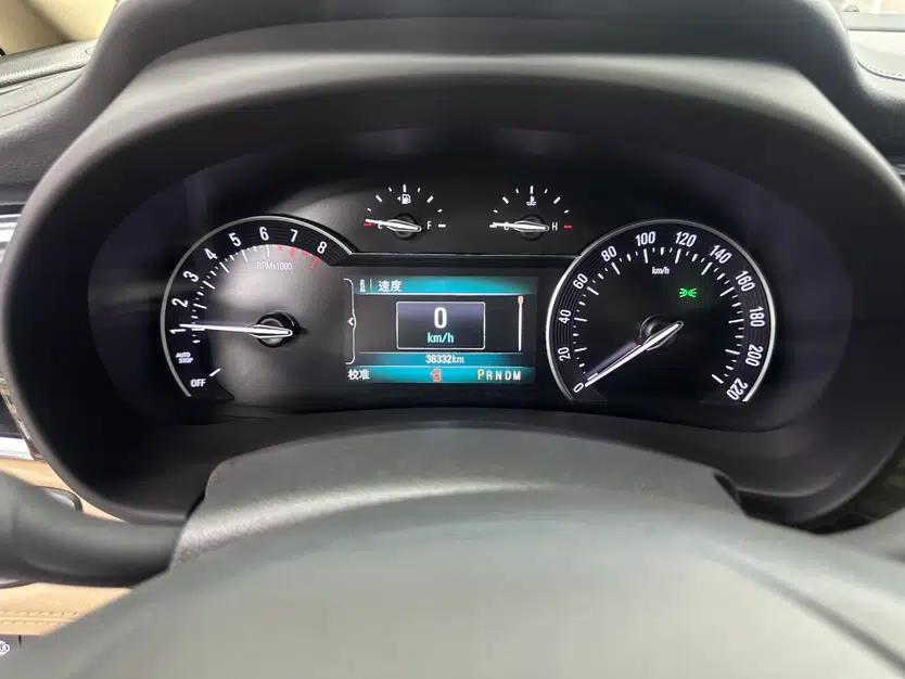 Buick GL8 2017 ES 28T Flagship Model China V Standard — миниатюра 10