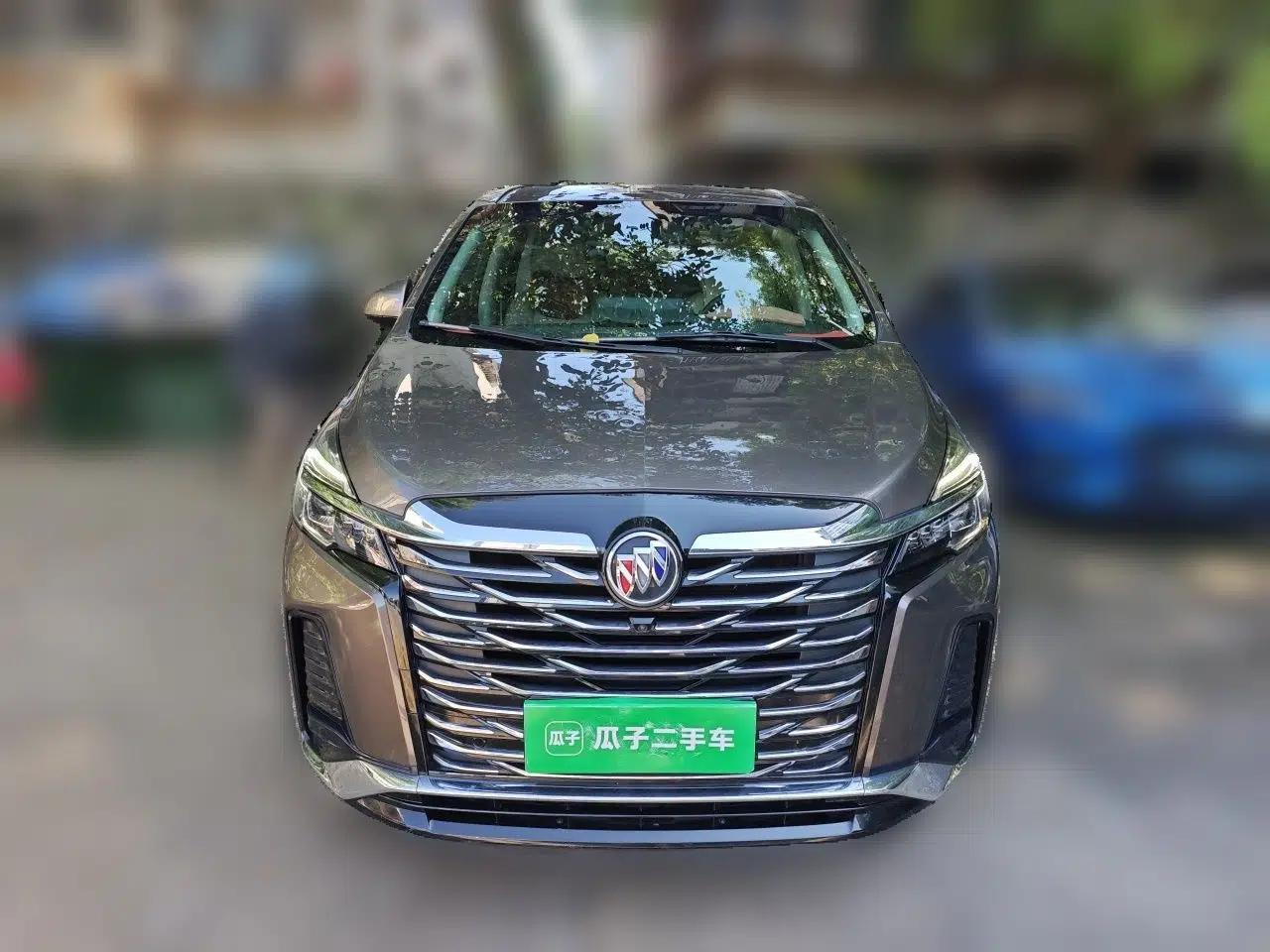 Buick GL8 2023 Land Executive Class Comfort Model — миниатюра 2