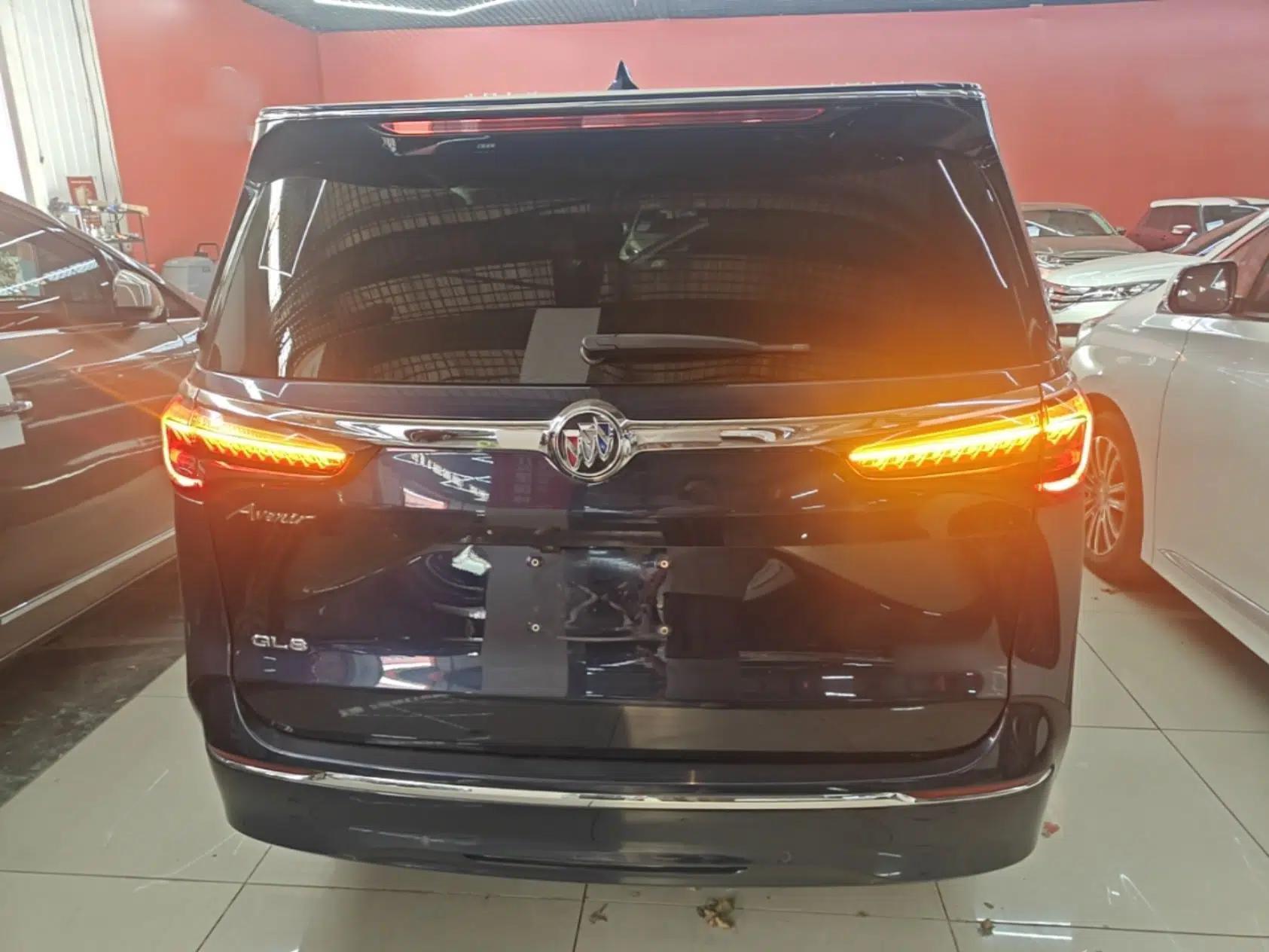 Buick GL8 2021 Avenir Aivia Four-Seat Prestige Edition — миниатюра 5