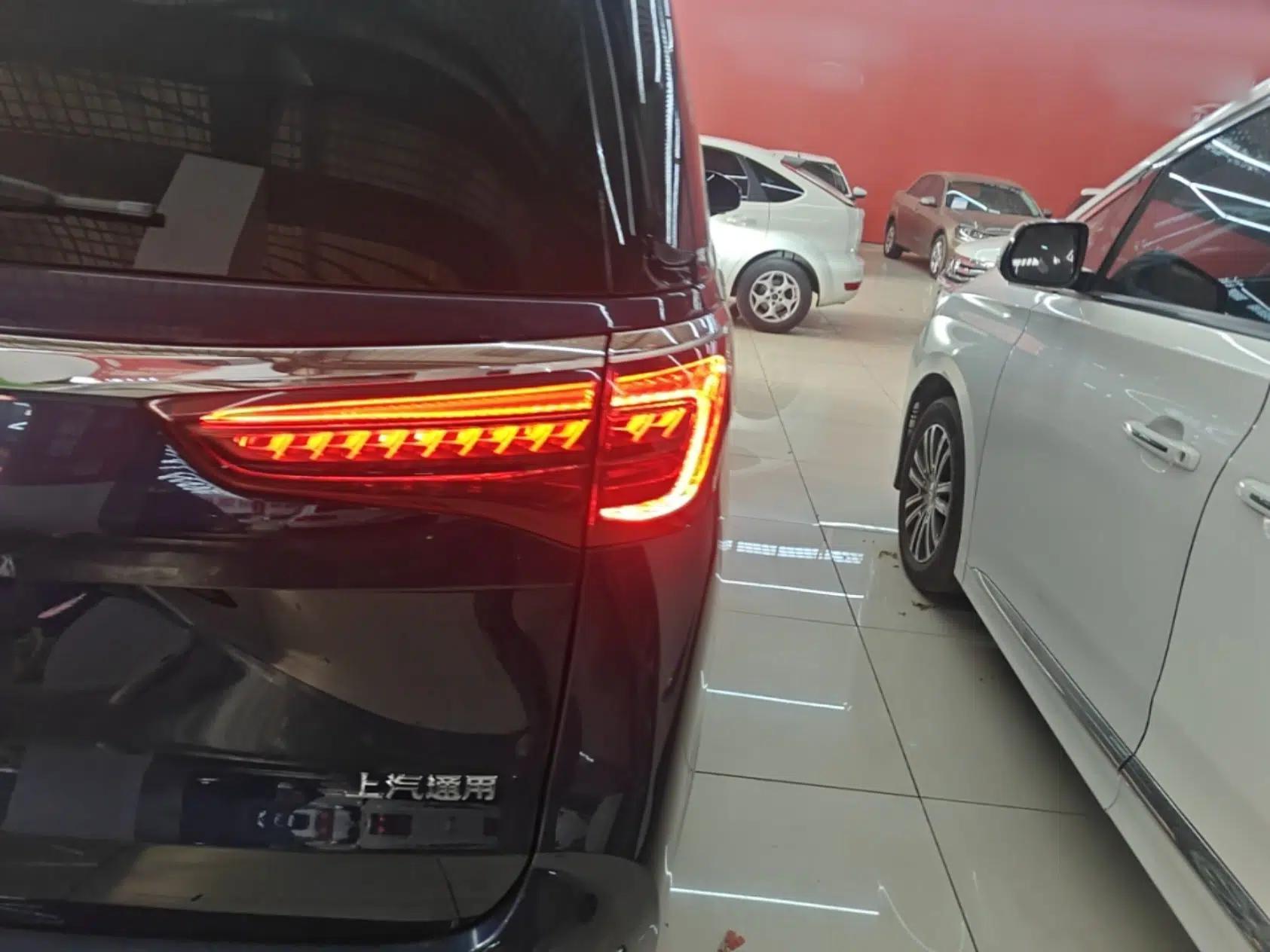 Buick GL8 2021 Avenir Aivia Four-Seat Prestige Edition — миниатюра 9