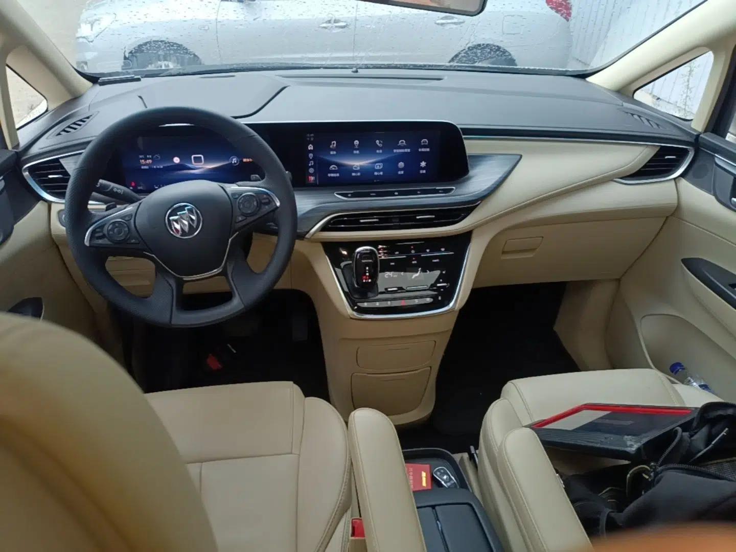 Buick GL8 2023 ES Lu Zun Deluxe Model — миниатюра 12