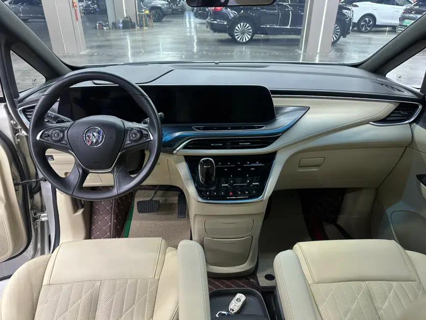 Buick GL8 2022 ES Land Cruiser 653T Luxury Model — миниатюра 11