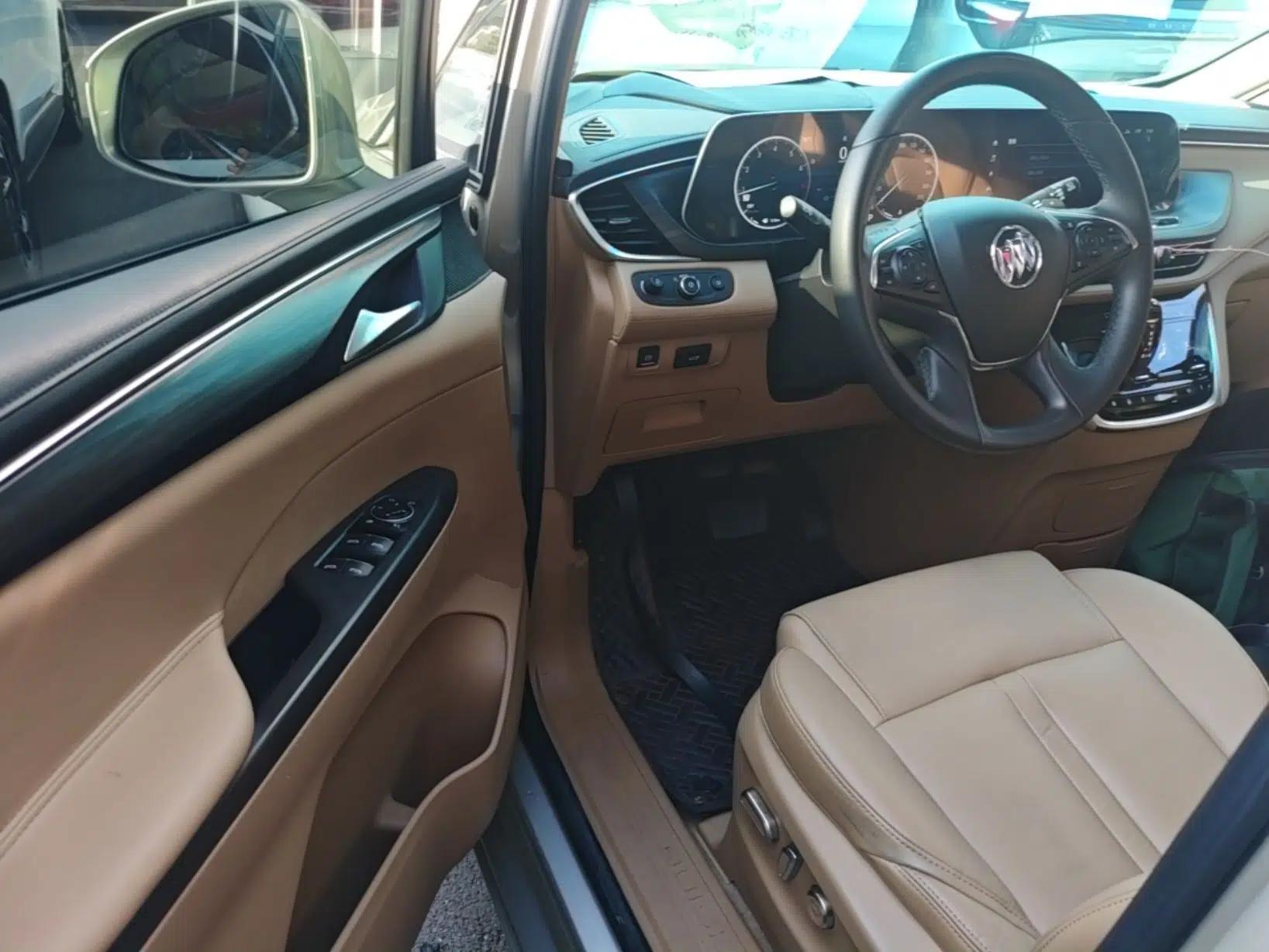 Buick GL8 2021 ES Land Cruiser 653T Luxury Edition — миниатюра 18