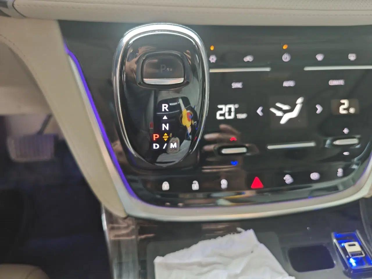 Buick GL8 2022 ES Landtrek 653T Comfort Edition — миниатюра 14