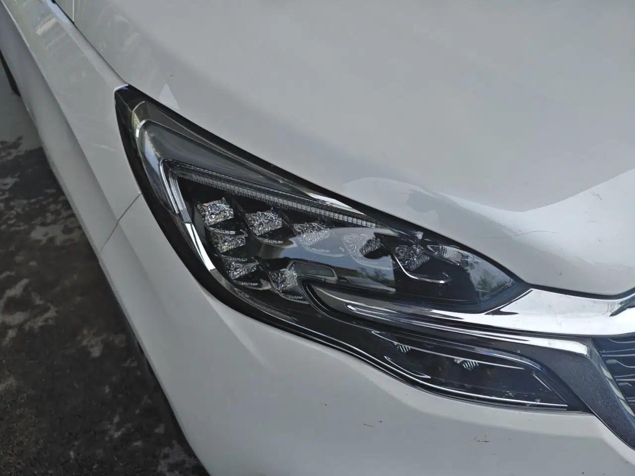 Buick GL8 2022 ES Landtrek 653T Comfort Edition — миниатюра 7