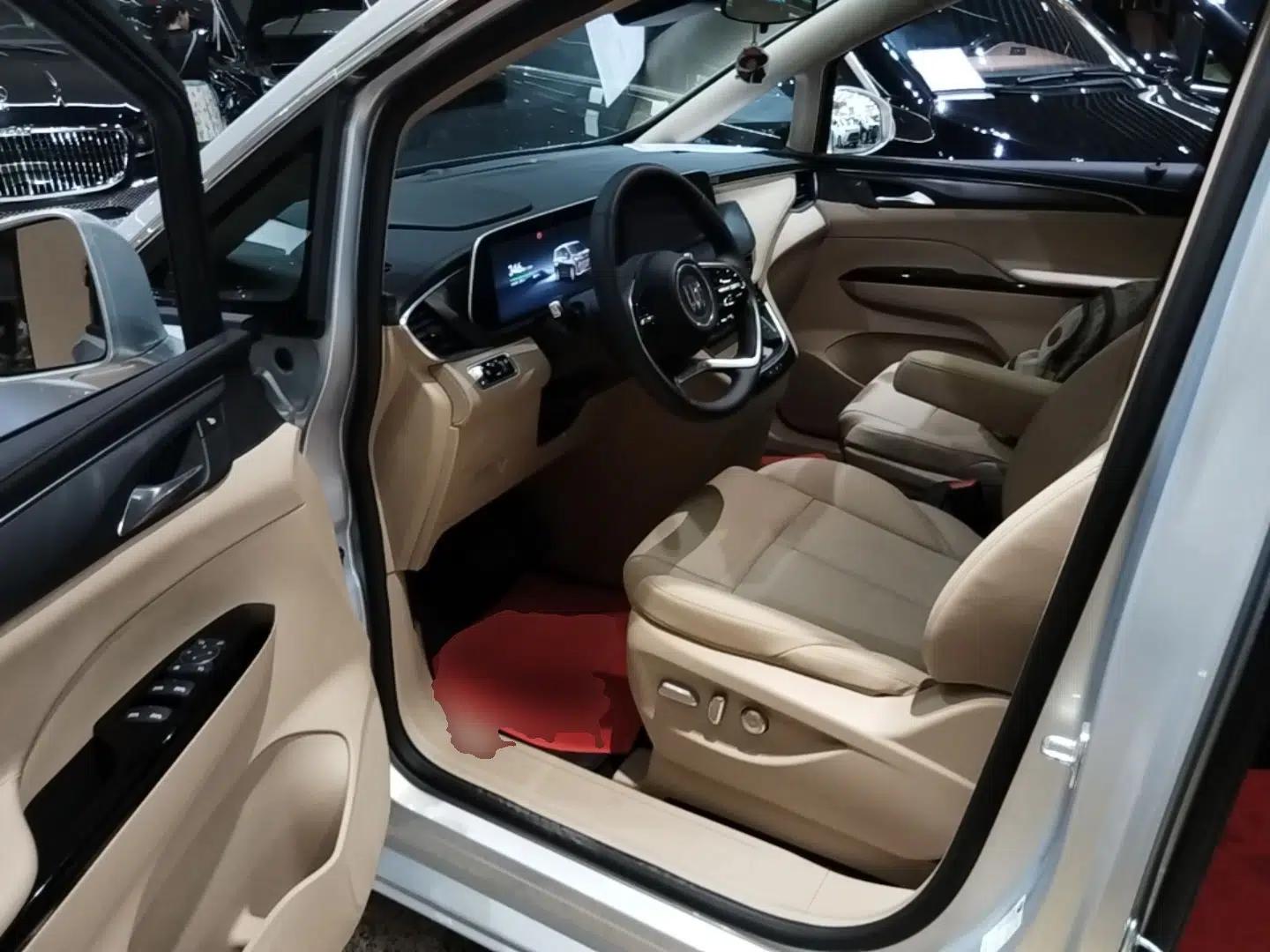 Buick GL8 New Energy 2025 Lu Shang Luxury Edition 7-Seater — миниатюра 18