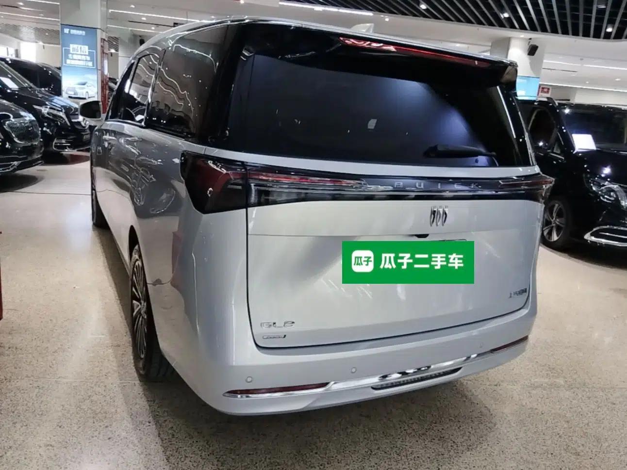 Buick GL8 New Energy 2025 Lu Shang Luxury Edition 7-Seater — миниатюра 4
