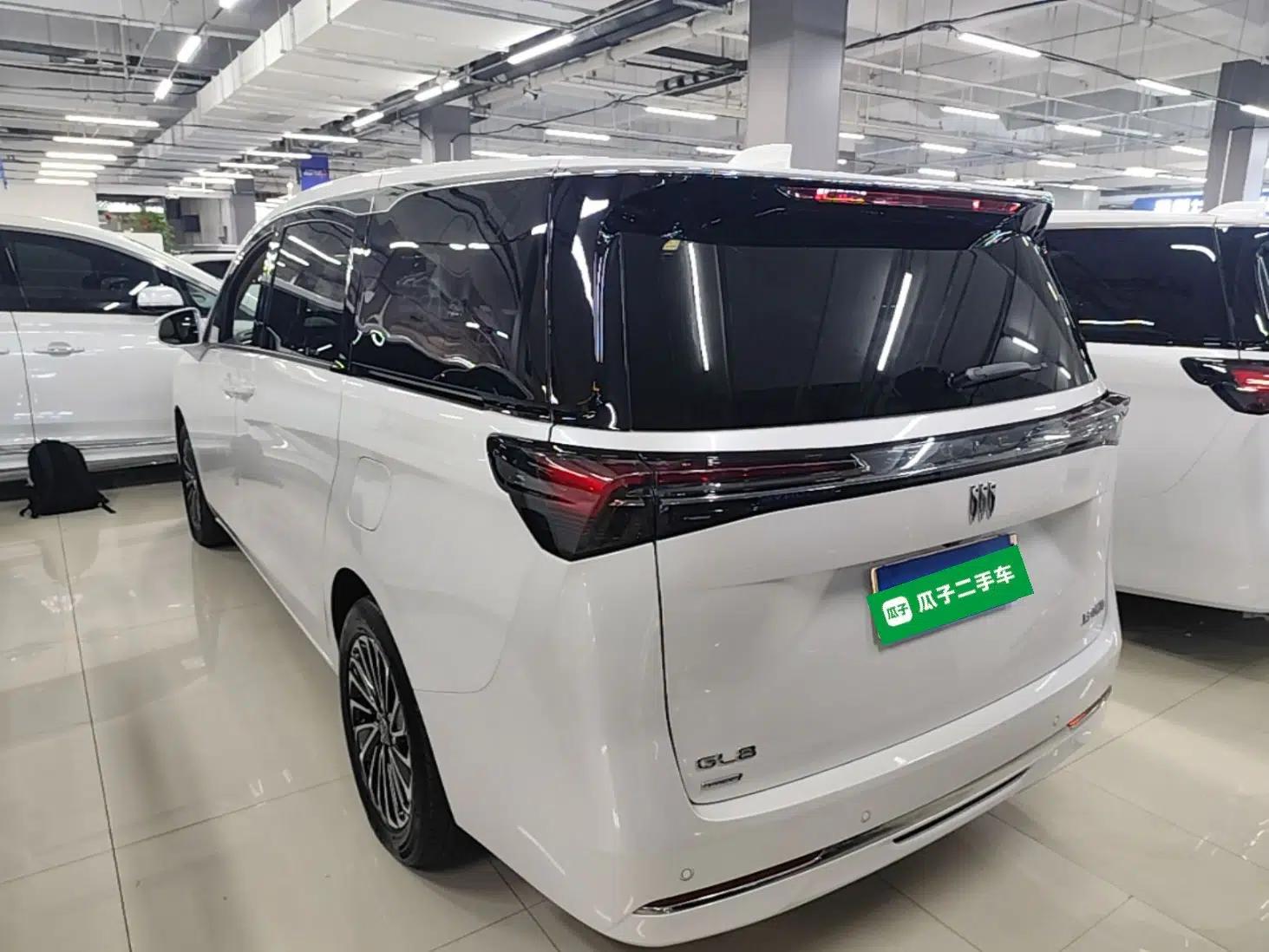 Buick GL8 New Energy 2025 Lu Shang Luxury Edition 7-Seater — миниатюра 4