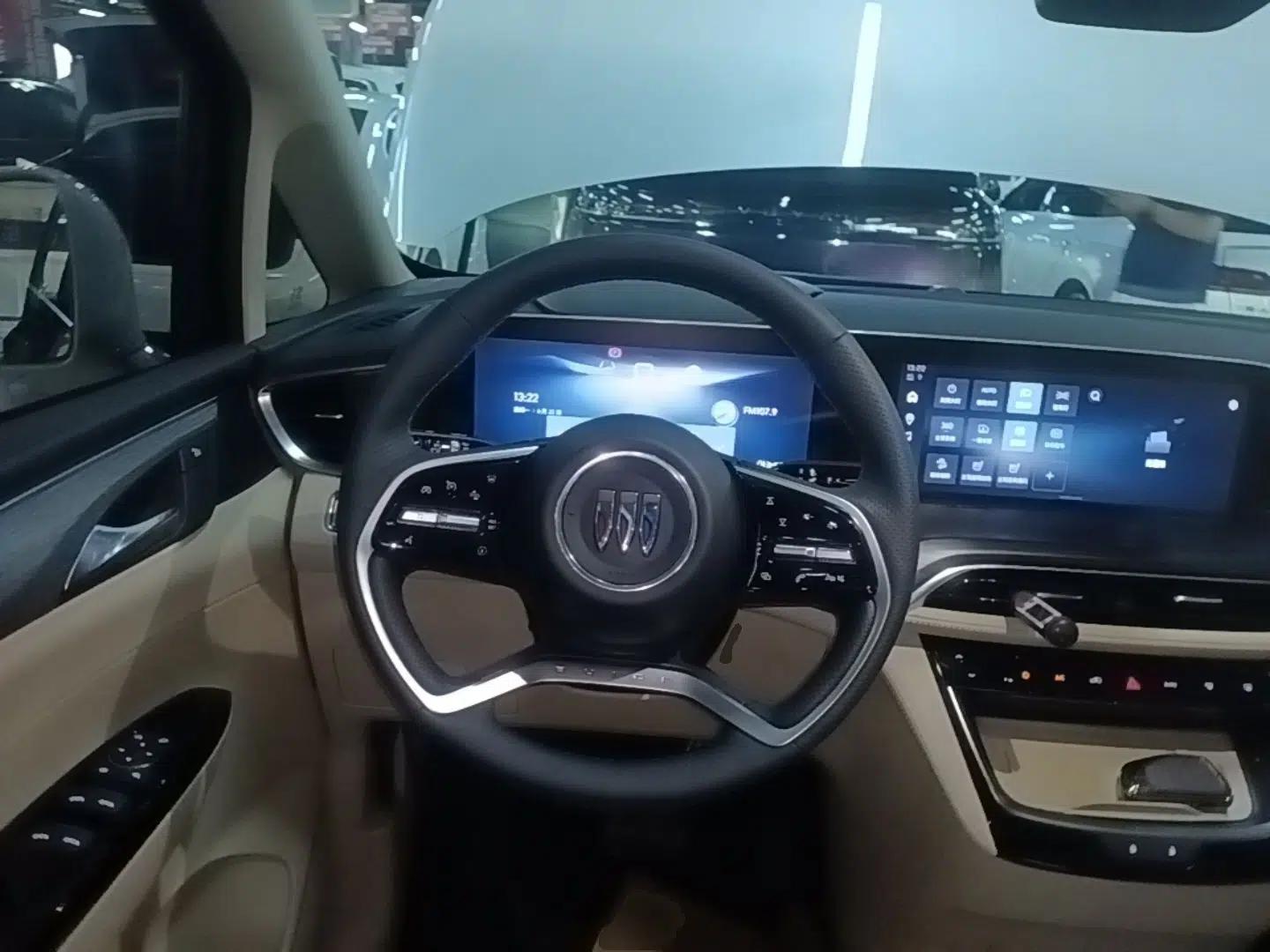 Buick GL8 New Energy 2025 Lu Shang Luxury Edition 7-Seater — миниатюра 22