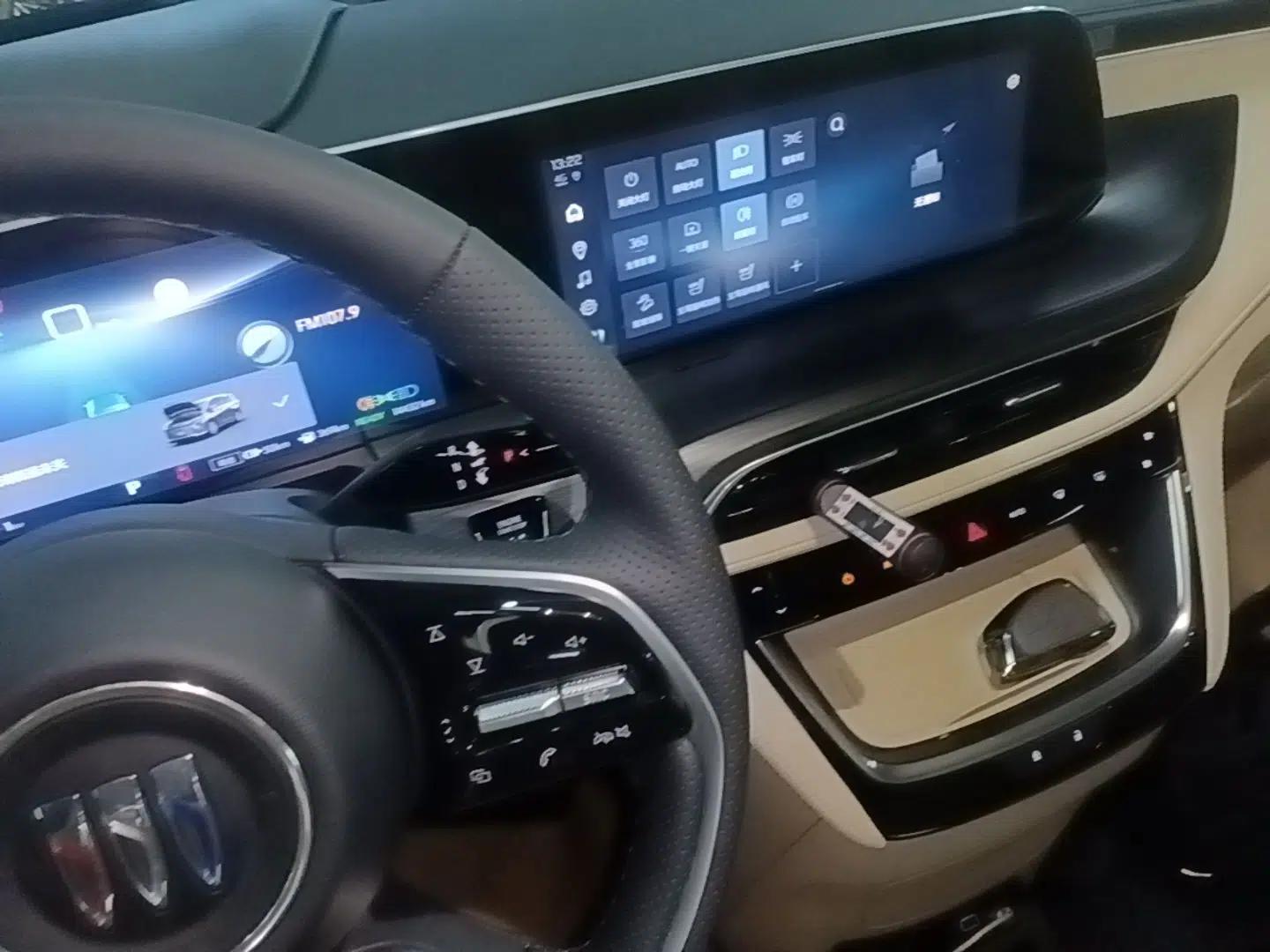 Buick GL8 New Energy 2025 Lu Shang Luxury Edition 7-Seater — миниатюра 26