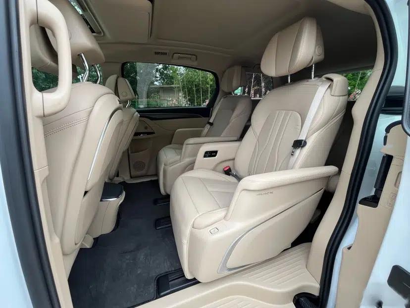 Buick GL8 New Energy 2025 Lu Shang Luxury Edition 7-Seater — миниатюра 34