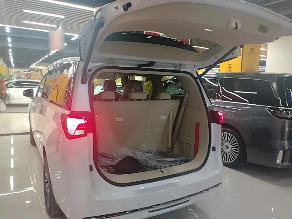Buick GL8 New Energy 2025 Lushang First-Drive Edition 7-Seater — миниатюра 22